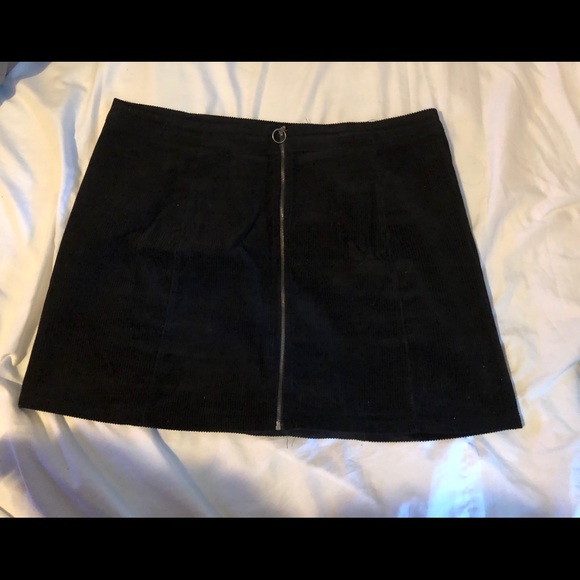 Cute Orange Kiss skirt  with zipper front - Picture 1 of 2